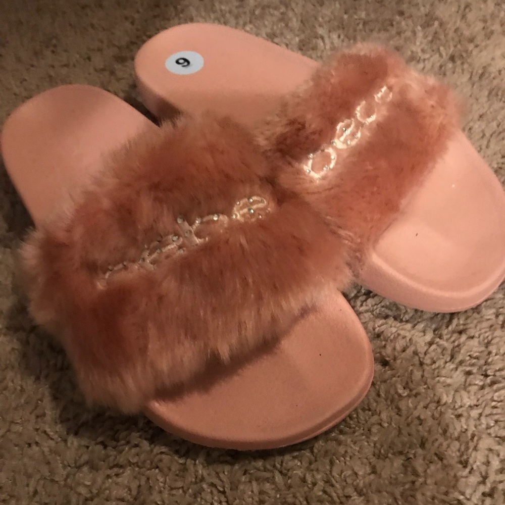 Bebe Fur Flip Flops